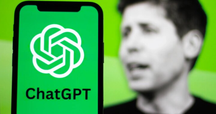 Sam Altman lo tiene claro: "El 'AI washing' es real, las empresas despiden gente y echan la culpa a la IA sin tenerla"