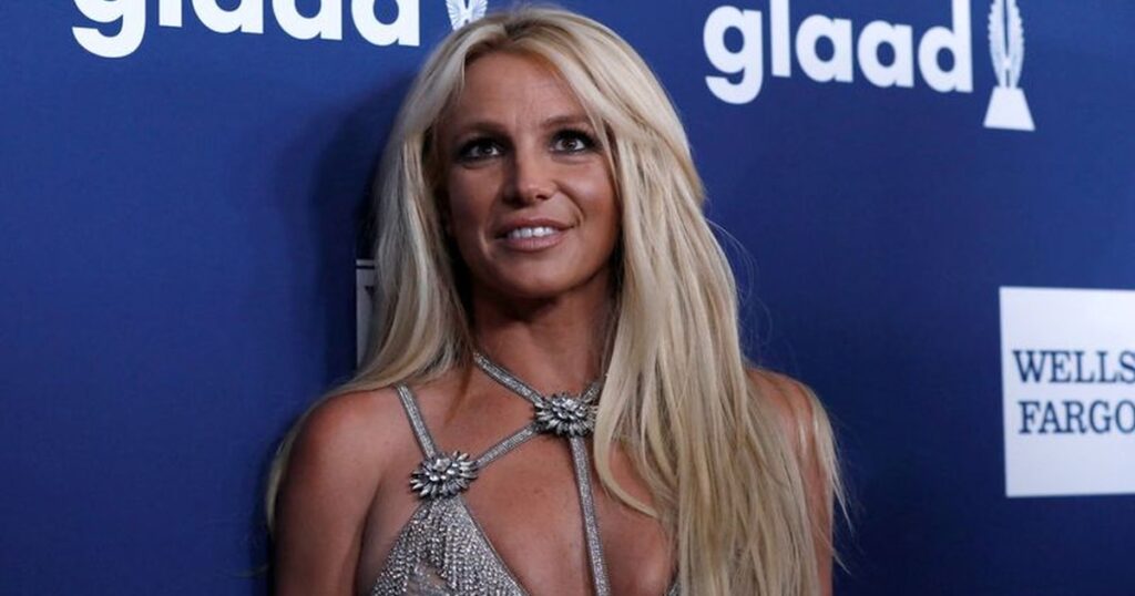 Britney Spears dice que tiene “suerte de estar viva” después de cómo la trató su familia: “Les tengo miedo”