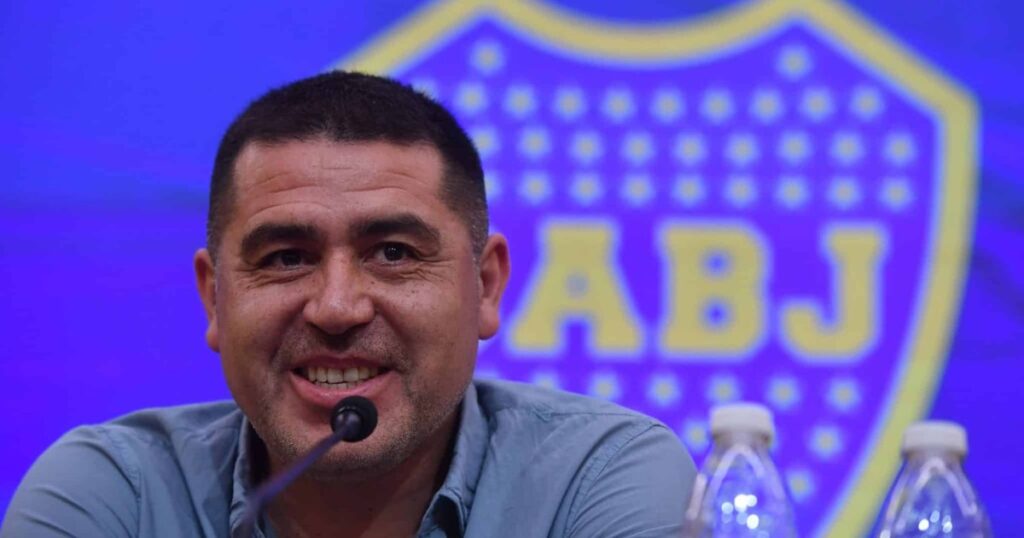Una ex figura de Boca Juniors reveló el llamado de Riquelme: “Me preguntó si iba a seguir de vacaciones o quería volver al club”