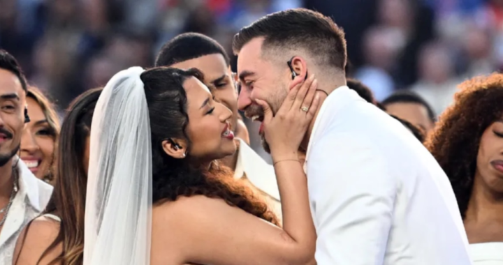 Una joven salvadoreña protagoniza la boda más vista del año durante el show de Bad Bunny en el Super Bowl