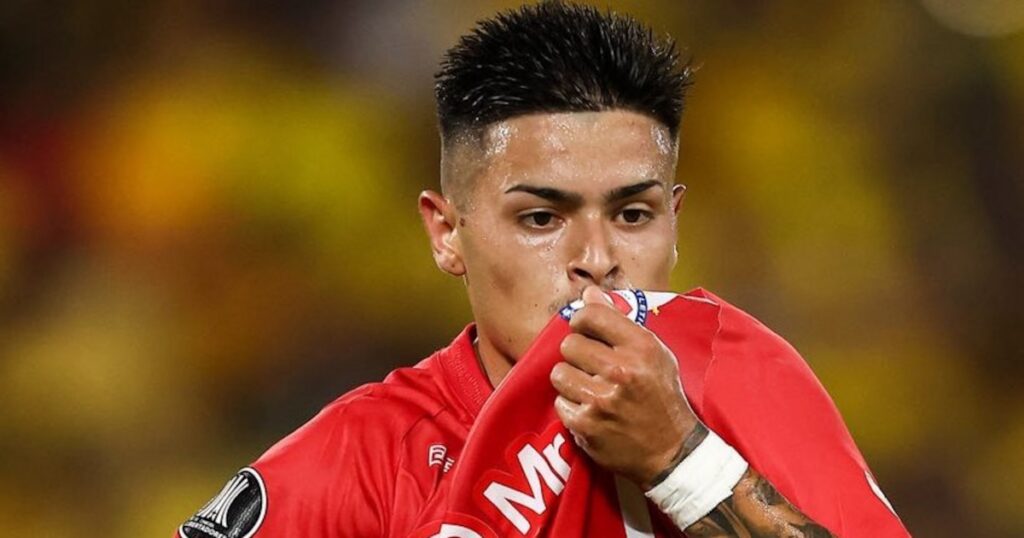 Con diez jugadores, Argentinos Juniors venció 1-0 a Barcelona SC en Ecuador por la Fase II de la Copa Libertadores