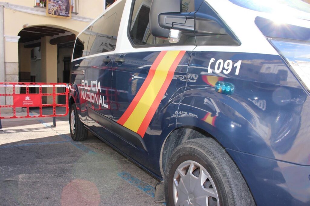 Herido un hombre tras recibir un disparo en la pierna en Huércal de Almería