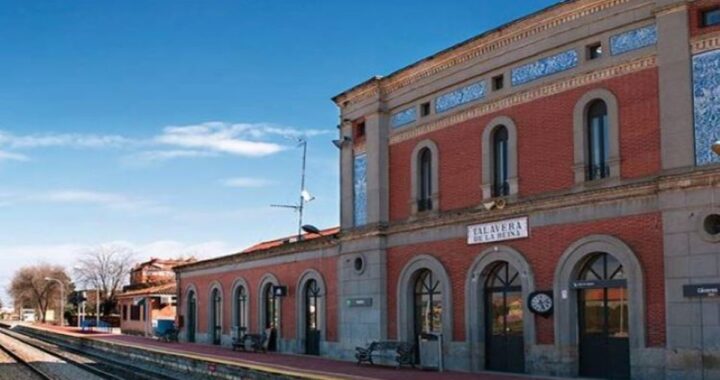 Muere un hombre tras ser arrollado su vehículo por un tren Alvia en Talavera de la Reina (Toledo)