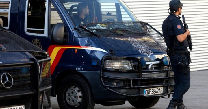 Policía Nacional detiene a 17 personas en una operación antidroga en San Cristóbal, en Las Palmas de Gran Canaria