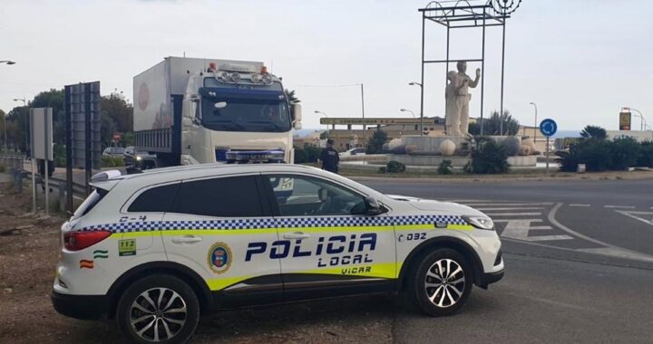Detenido el menor de 17 años acusado de apuñalar a su madre en Vícar (Almería)