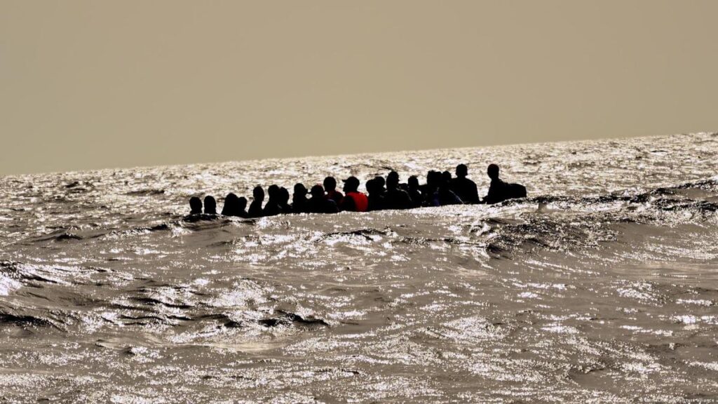 Tragedia en Italia: recuperan 19 cadáveres de una embarcación de migrantes