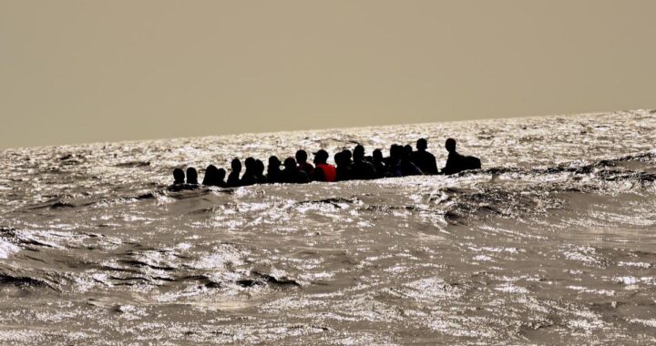 Tragedia en Italia: recuperan 19 cadáveres de una embarcación de migrantes