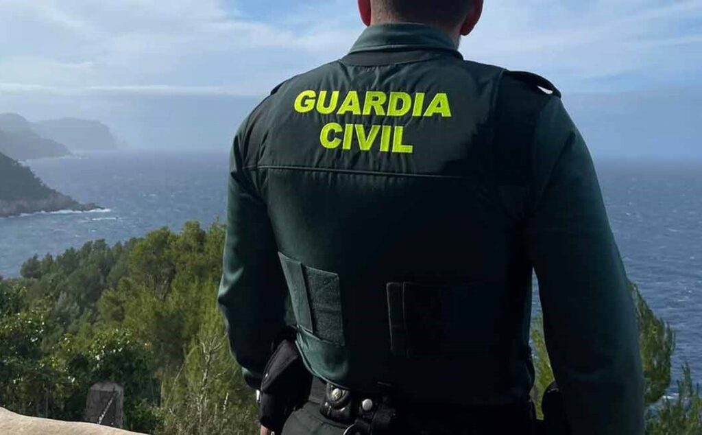 Herido un menor de 14 años al caer desde el cuarto piso de un hotel de Calvià