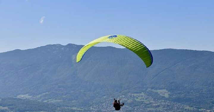 Dos fallecidos en un accidente de parapente en Alarilla (Guadalajara)