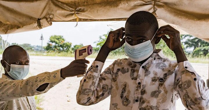 Imagen de una zona de aislamiento por ébola con medidas de bioseguridad'