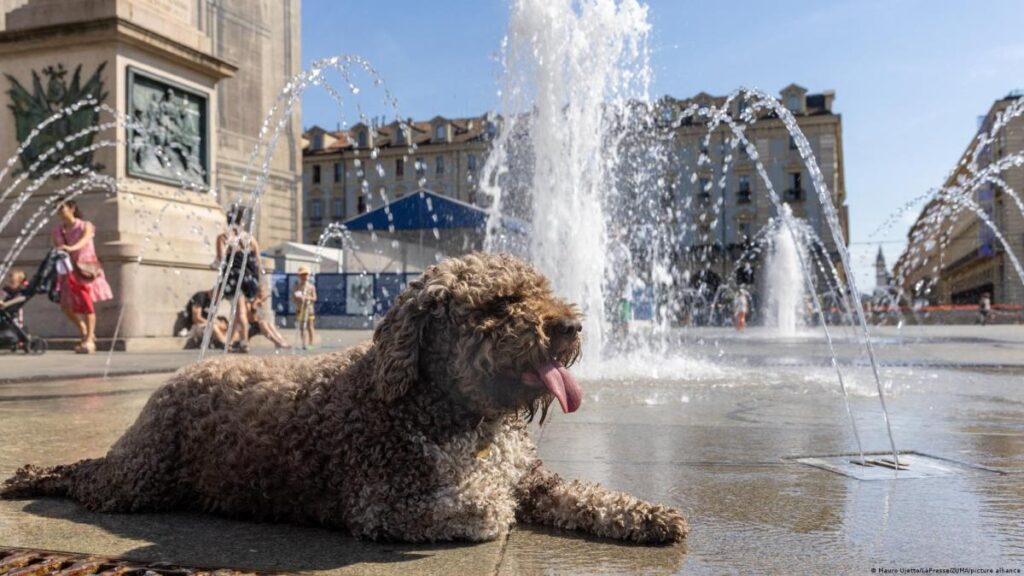 Imagen de una ciudad europea bajo una ola de calor extremo